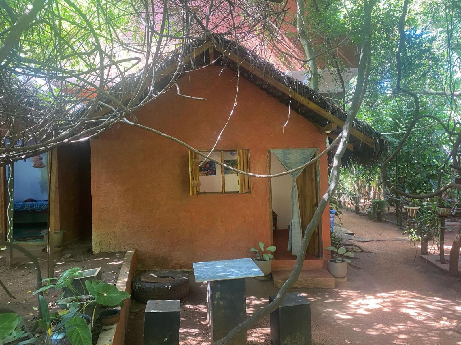 Hotel Hideaway Garage Дамбулла Экстерьер фото